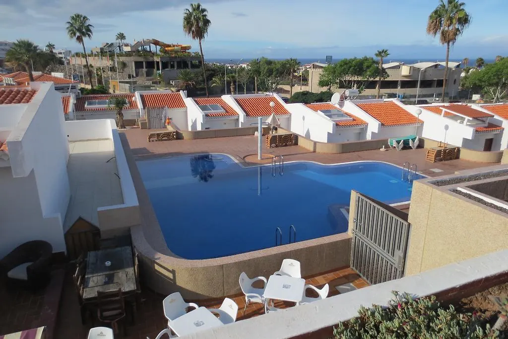 Island Village Costa Adeje  Βίλα
