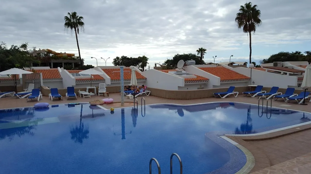 Island Village Costa Adeje  Βίλα